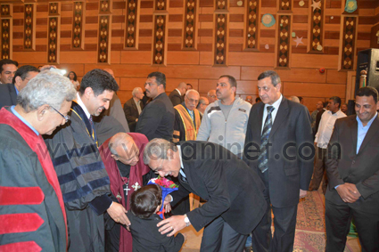 تكريم شهداء مصر بليبيا على مسرح المحافظة (1)