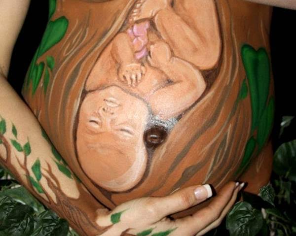 بطن الحامل لوحة فنية4