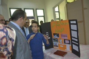اقبال جماهيرى خلال افتتاح معرض جامعة المنصورة الخامس للكتاب12