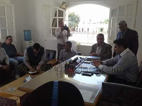 مغازي يتفقد أعمال الحماية من السيول بجنوب سيناء (1)