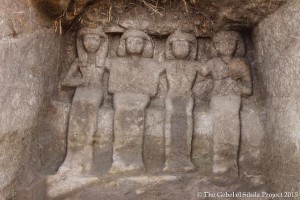 الآثار تعلن عن اكتشاف ستة تماثيل في منطقة جبل السلسلة بأسوان3