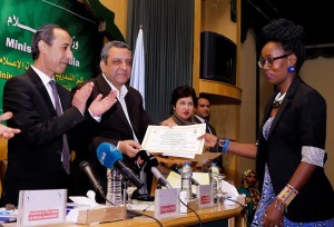 الأمير يشهد تخرج دفعة جديدة من الصحفيين الأفارقة 4