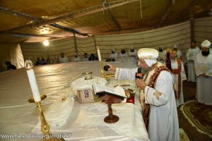 قداسة البابا  تواضروس الثاني يصلي قداس الذكري الخامسة  لشهداء القديسين بجوار جثامينهم بمريوط  2
