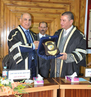 جامعة كفر الشيخ تحتفل بعيد العلم العاشر (1)