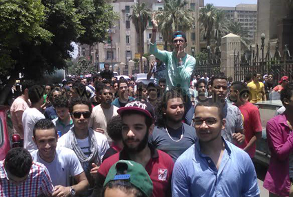 بالصور..احتجاج طلاب الثانوية العامة أمام وزارة التعليم (2)