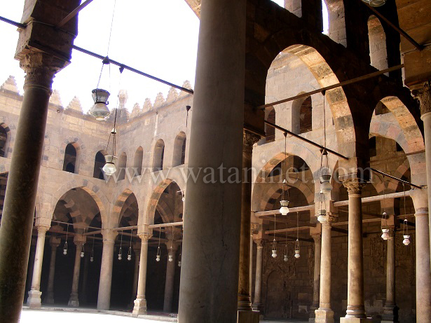 صحن المسجد copy