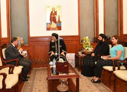 البابا تواضروس يستقبل سفير مصر الجديد بالنمسا (2)