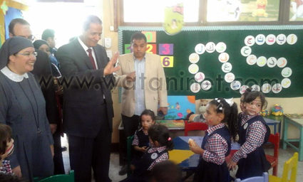 وزير التعليم يزور مدرسة مطرانيه بني سويف  (1)