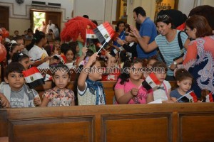 رفع الأعلام المصرية بالحفل الختامي لمرحلة حضانة بشبرا