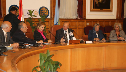 محافظة القاهرة توقع بروتوكول مع الاتحاد النوعى للأندية الروتارية بمصر (3)
