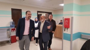 كبار أساتذة طب الأورام  بمصر يزورون مستشفى الأورمان