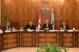 محافظ الإسكندرية يشارك في جلسة مجلس إدارة الجامعة